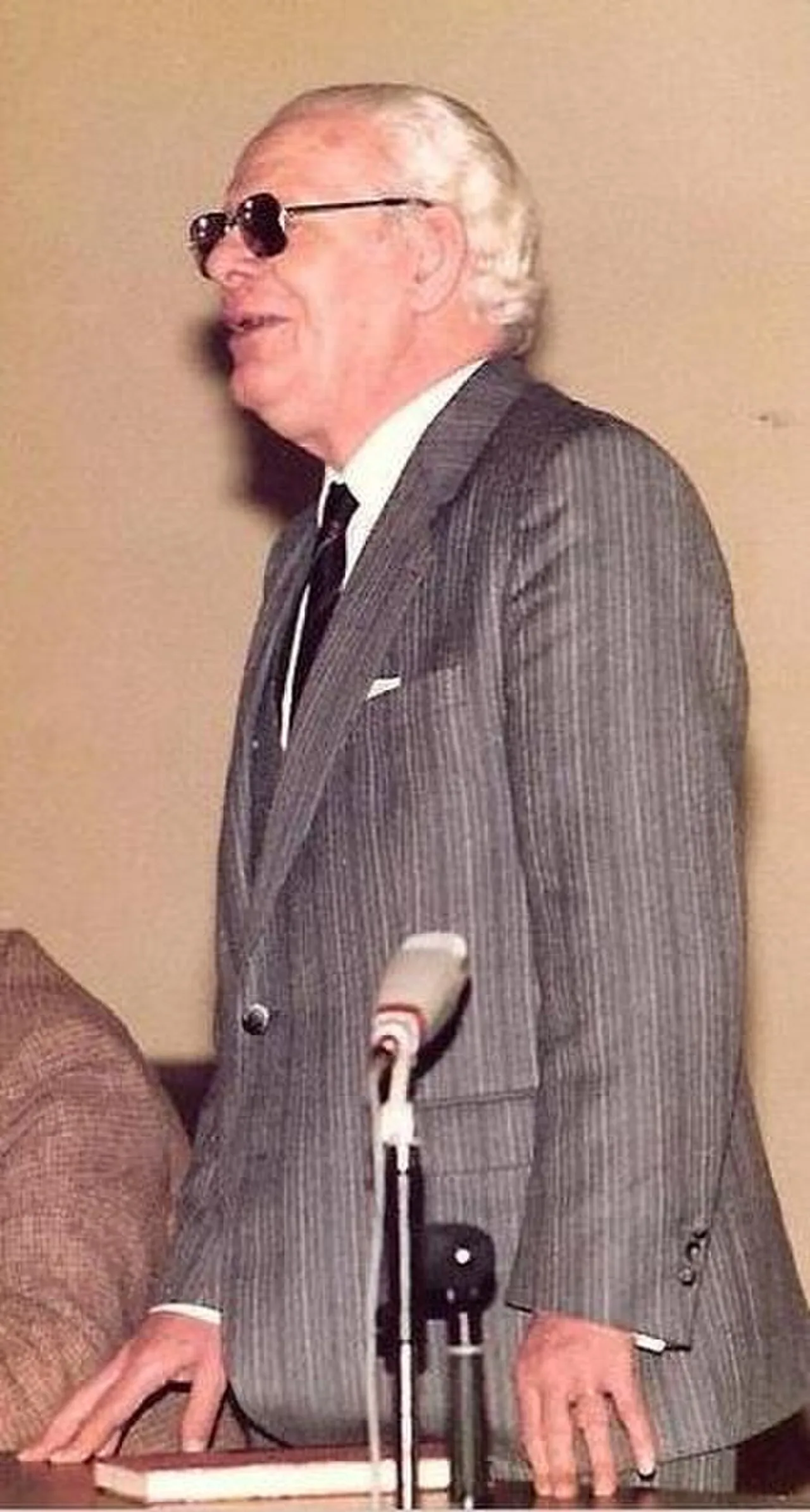 Portrait of Roger Mehl (1912–1997) – memorial page