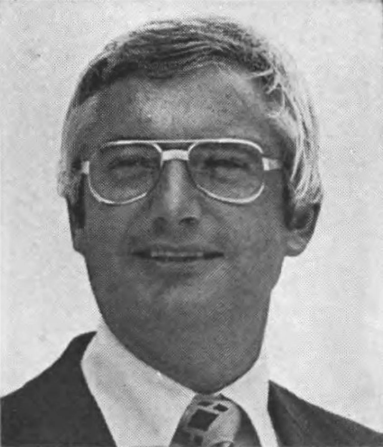 Porträt von James David Santini (1937–2015) – Gedenkseite