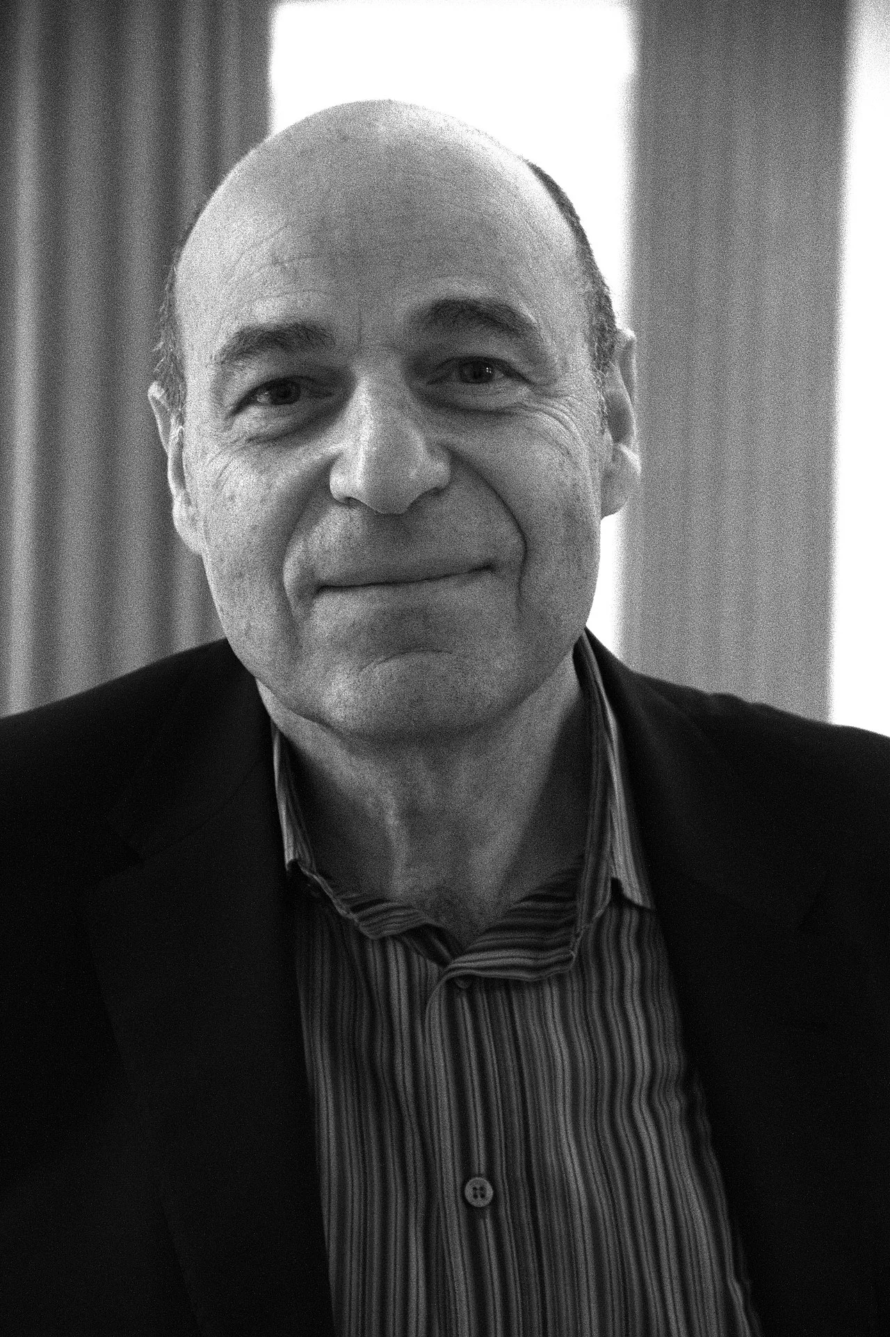 Porträt von Jean-Louis Cohen (1949–2023) – Gedenkseite