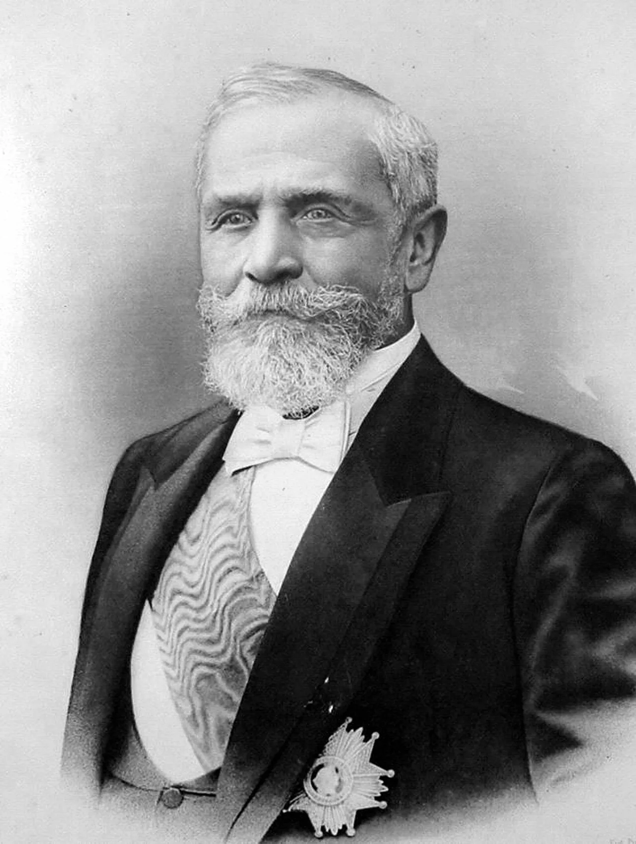 Portrait of Émile Loubet (1838–1929) – memorial page