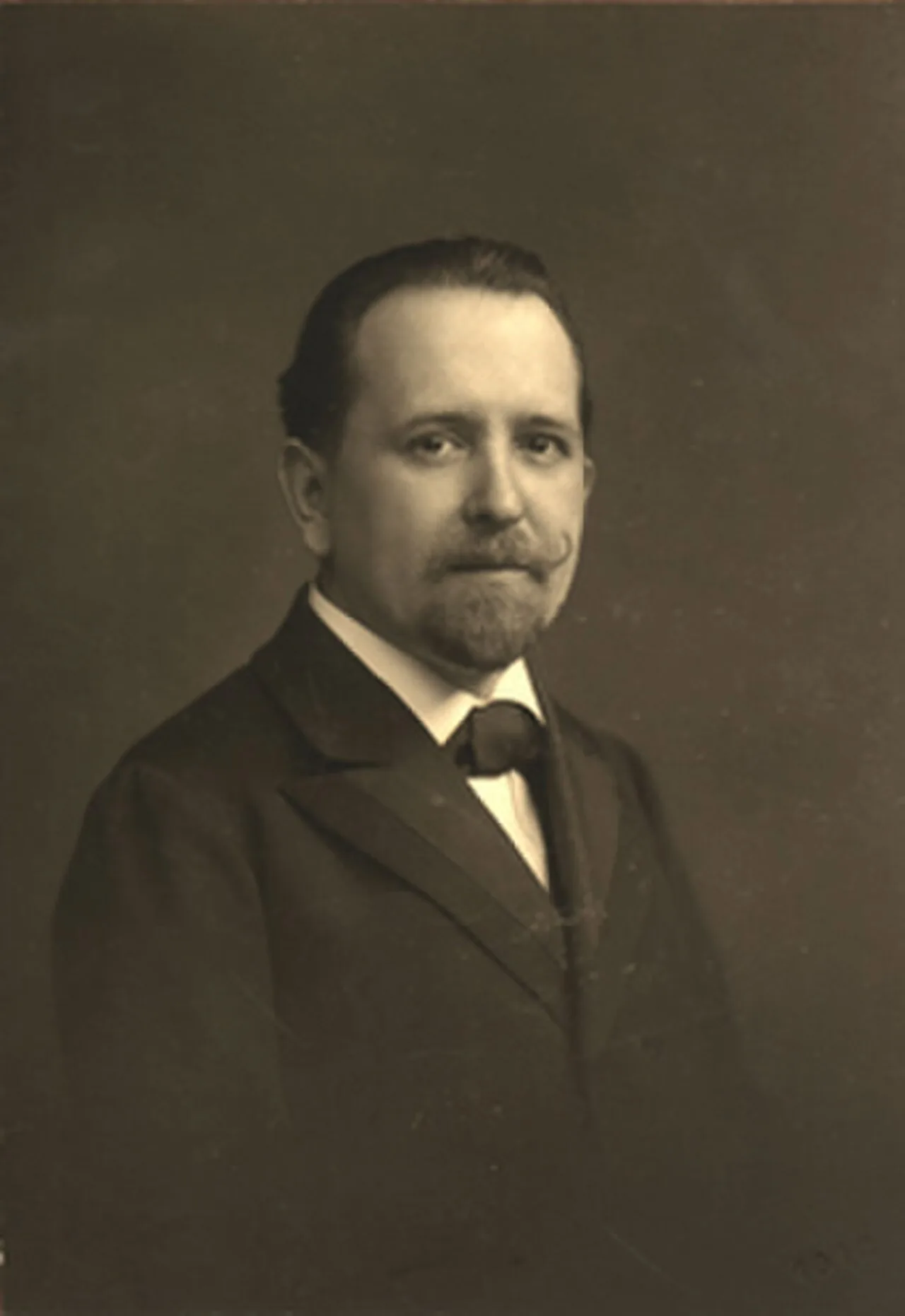 Porträt von Josef Vítězslav Šimák (1870–1941) – Gedenkseite
