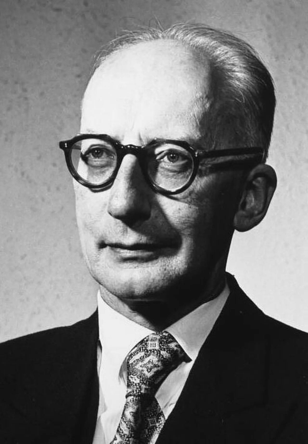 Portrait of Josef Wintrich (1891–1958) – memorial page