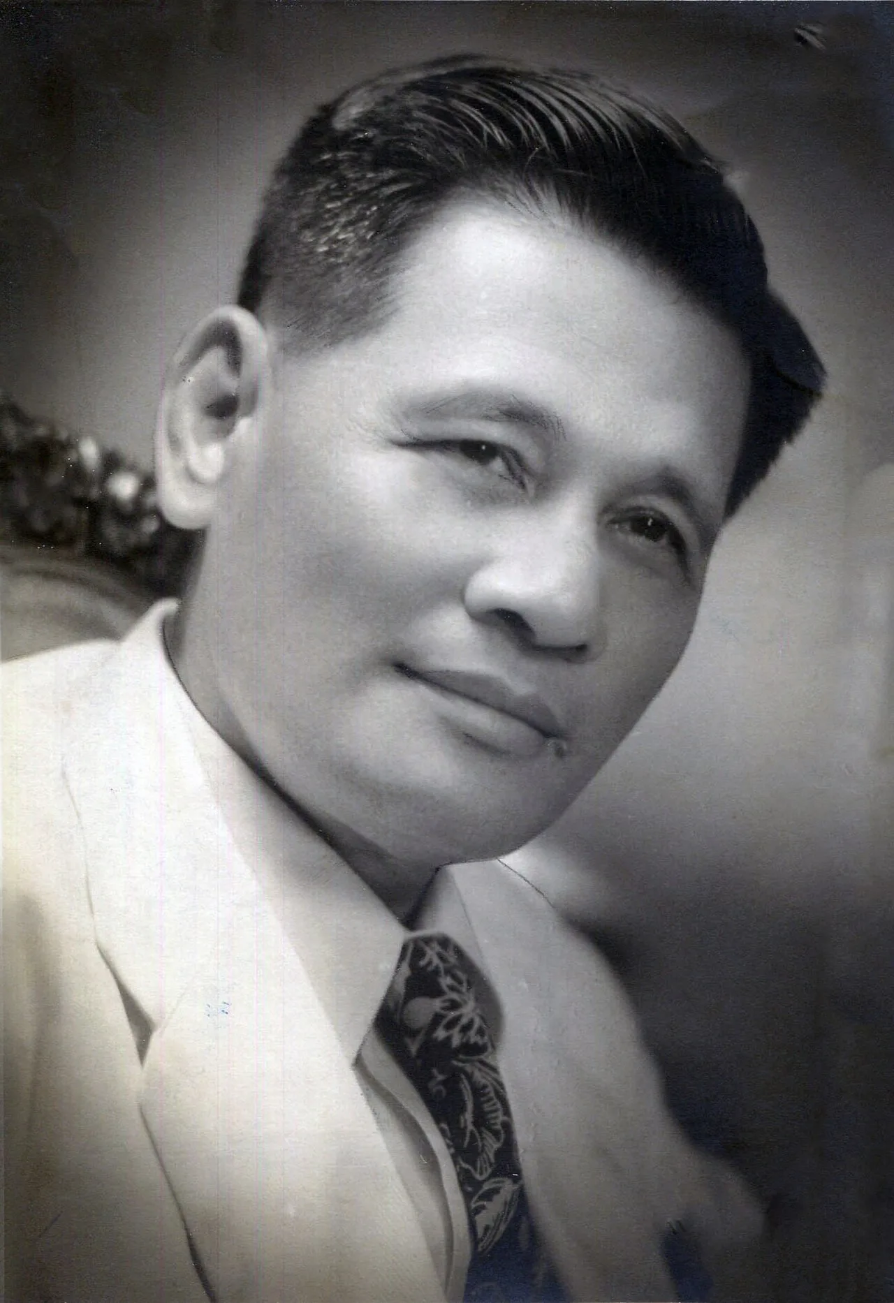 Portrait of José Avelino (1890–1986) – memorial page