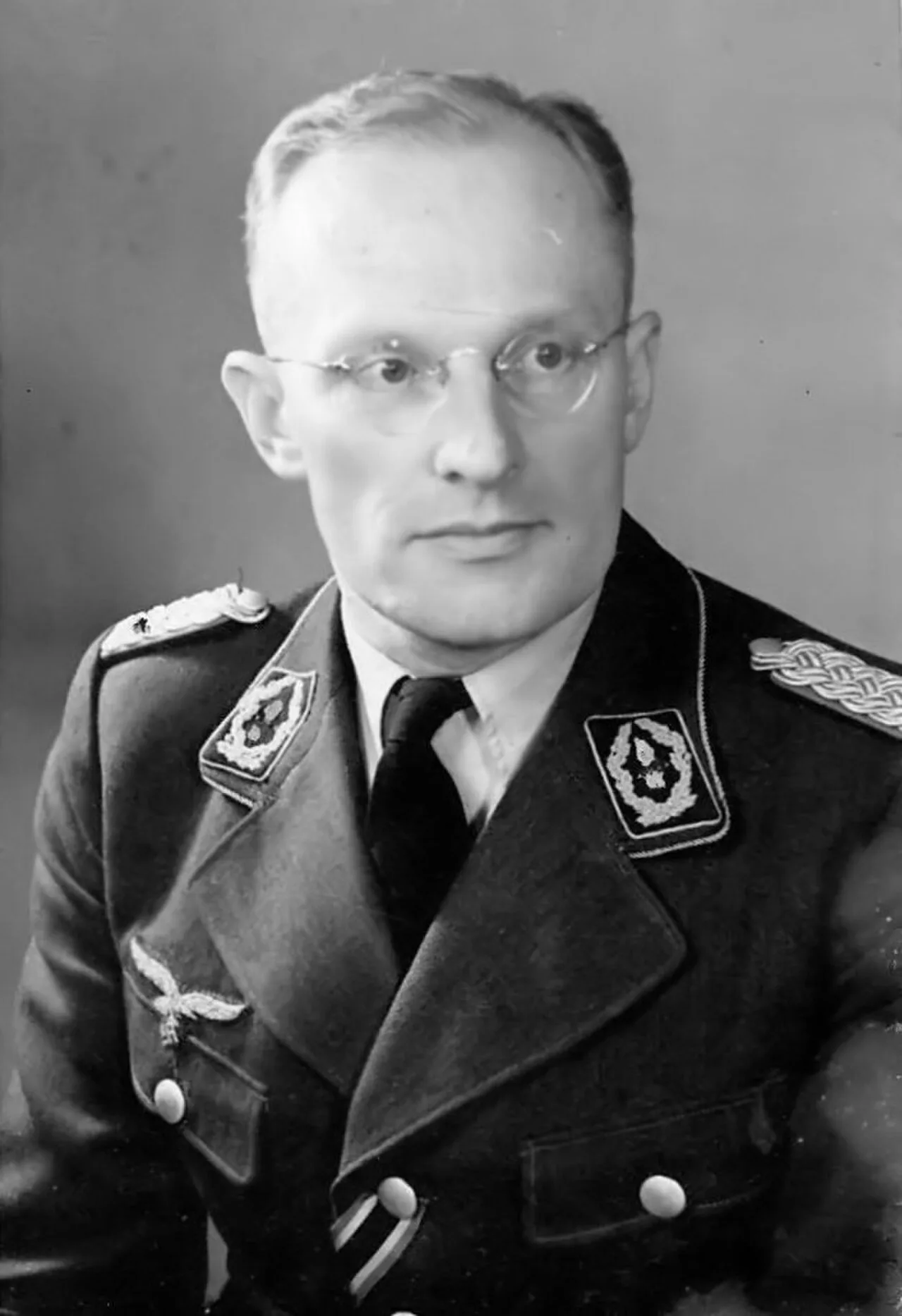 Portrait of Walter Richard Gerlich (1908–1981) – memorial page
