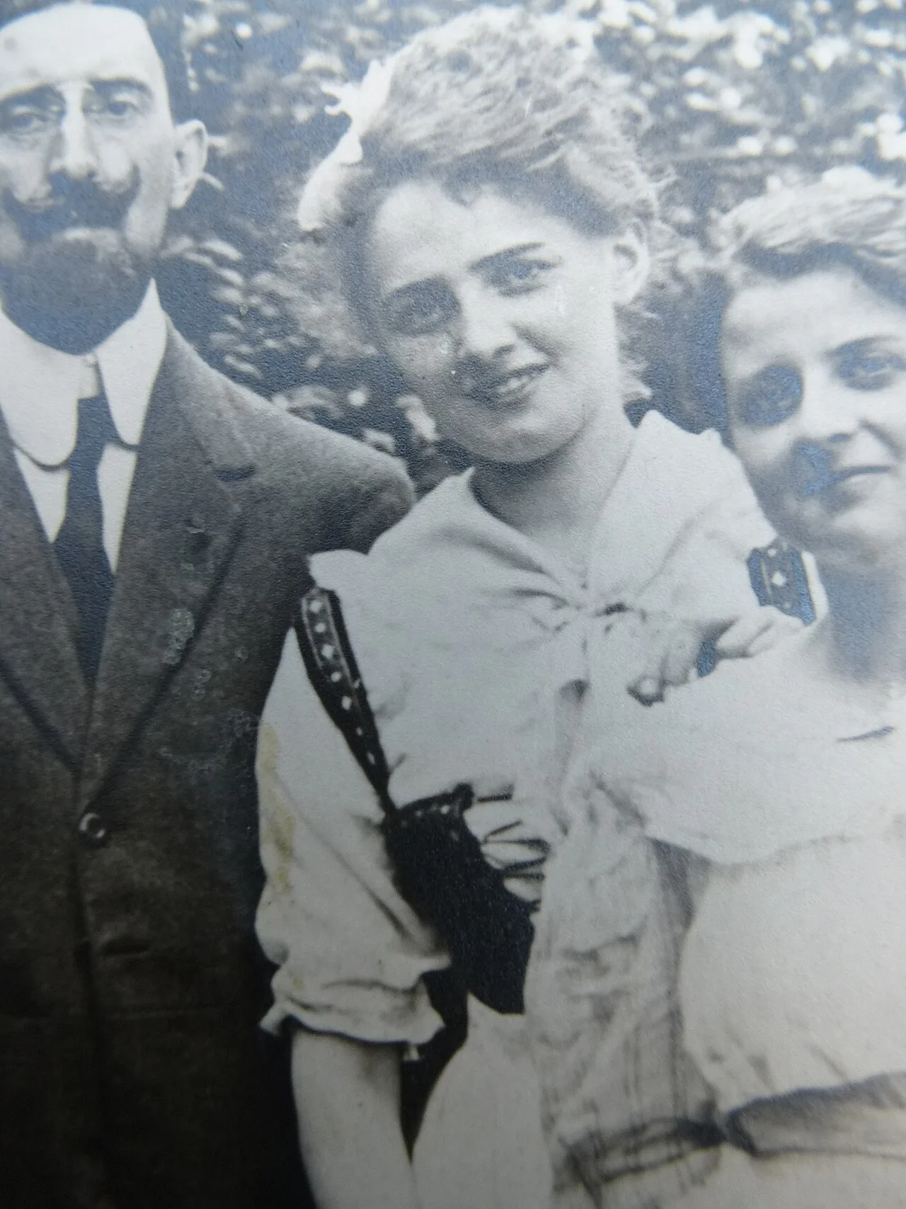 Portrait of Élise Champagne (1897–1983) – memorial page
