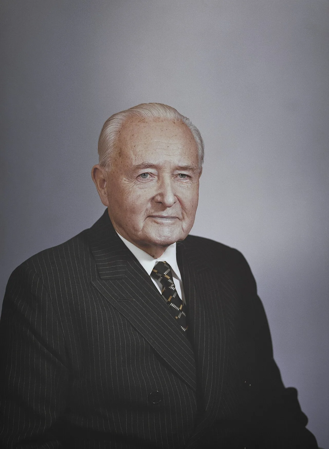Portrait of Rafael Seppälä (1905–1997) – memorial page
