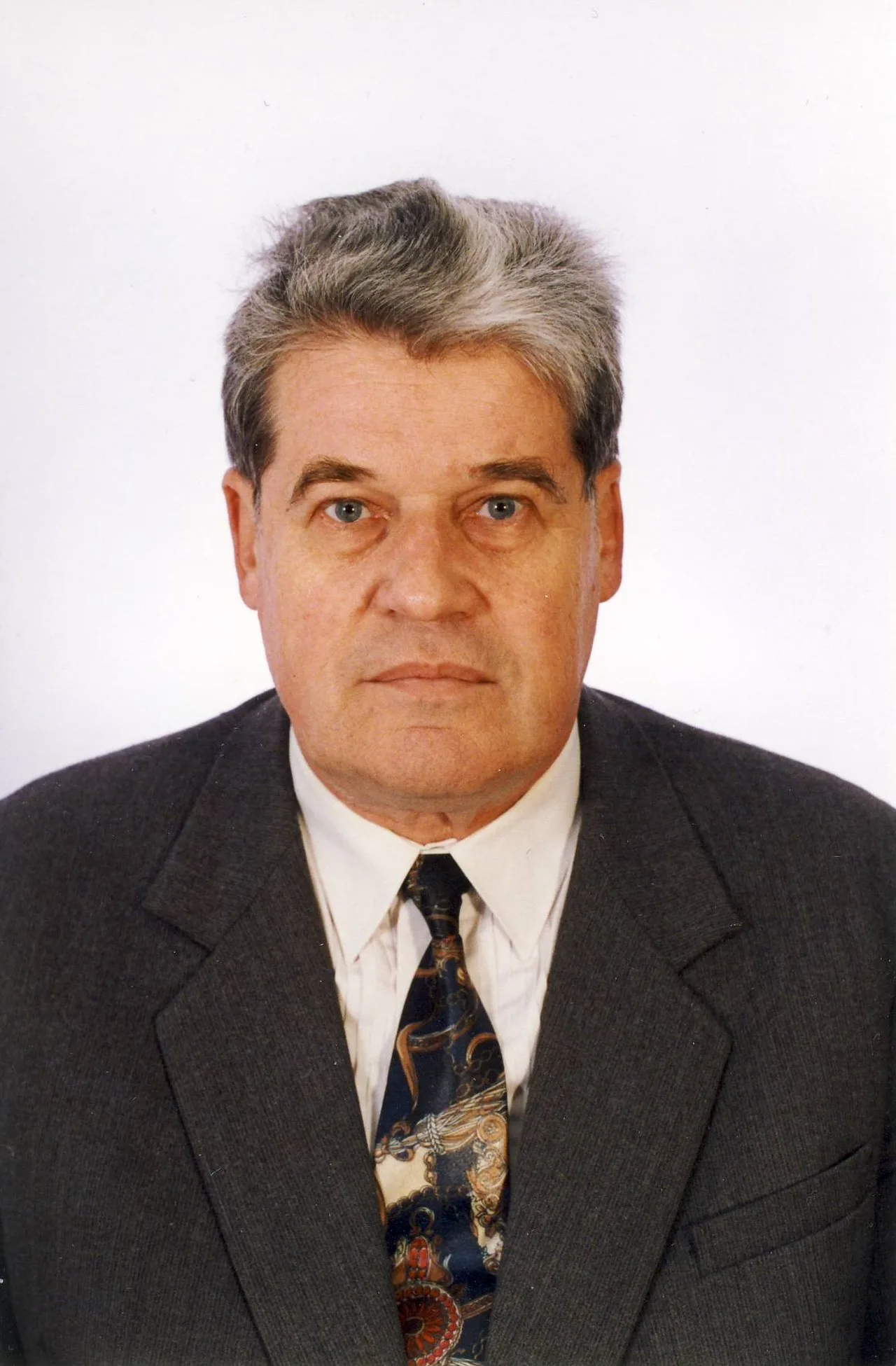 Portrait of Lembit Valt (1934–2008) – memorial page