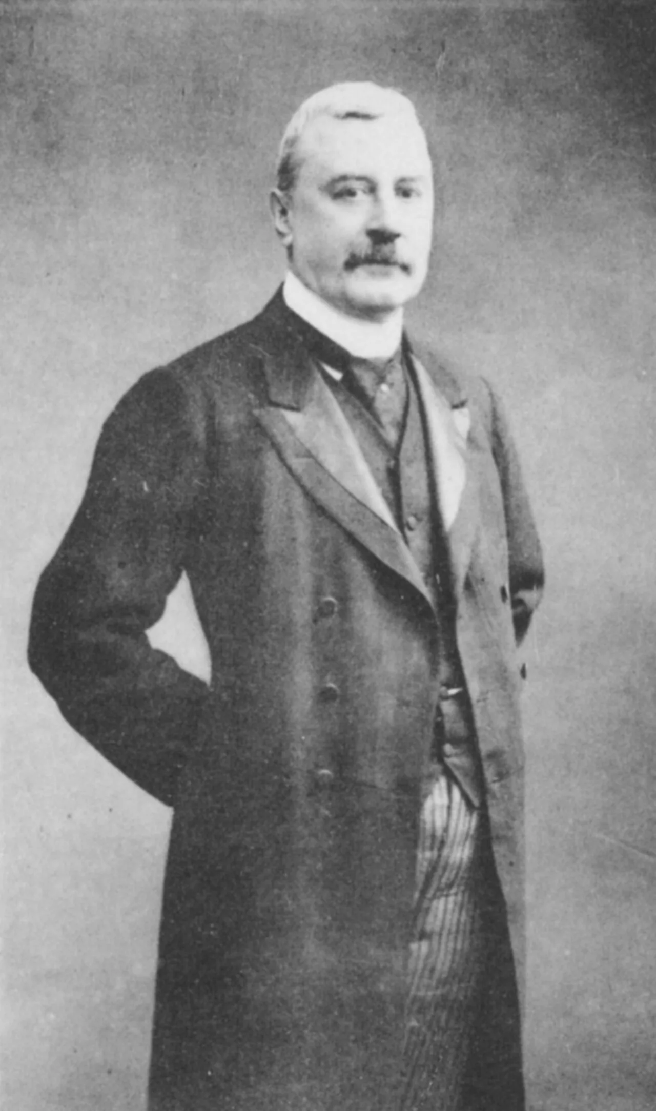 Warner Poelchau