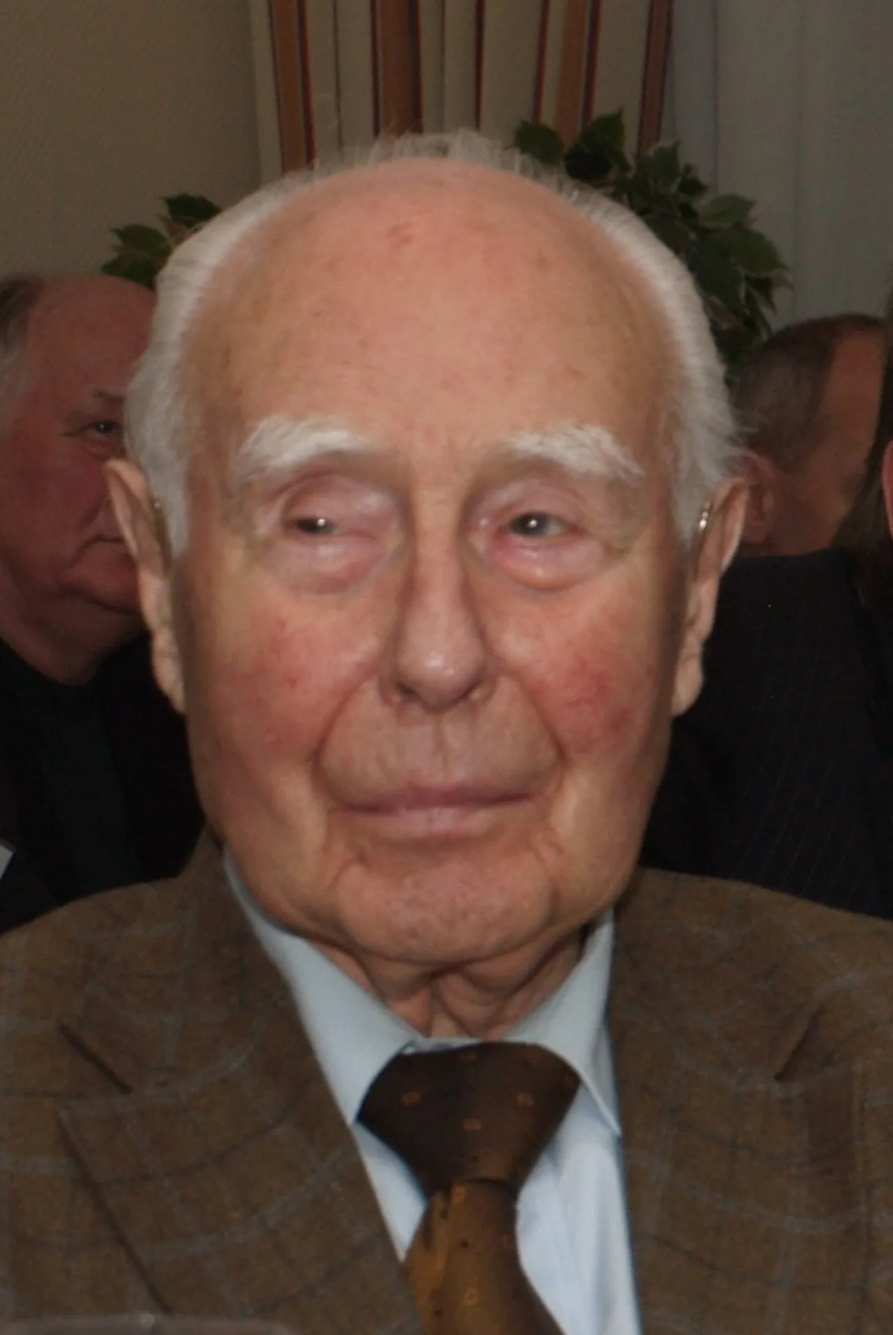 Portrait of Johann Max Böttcher (1920–2014) – memorial page