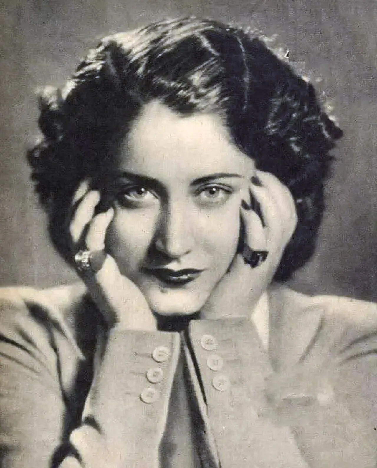 Portrait of Asmahan (1912–1944) – memorial page