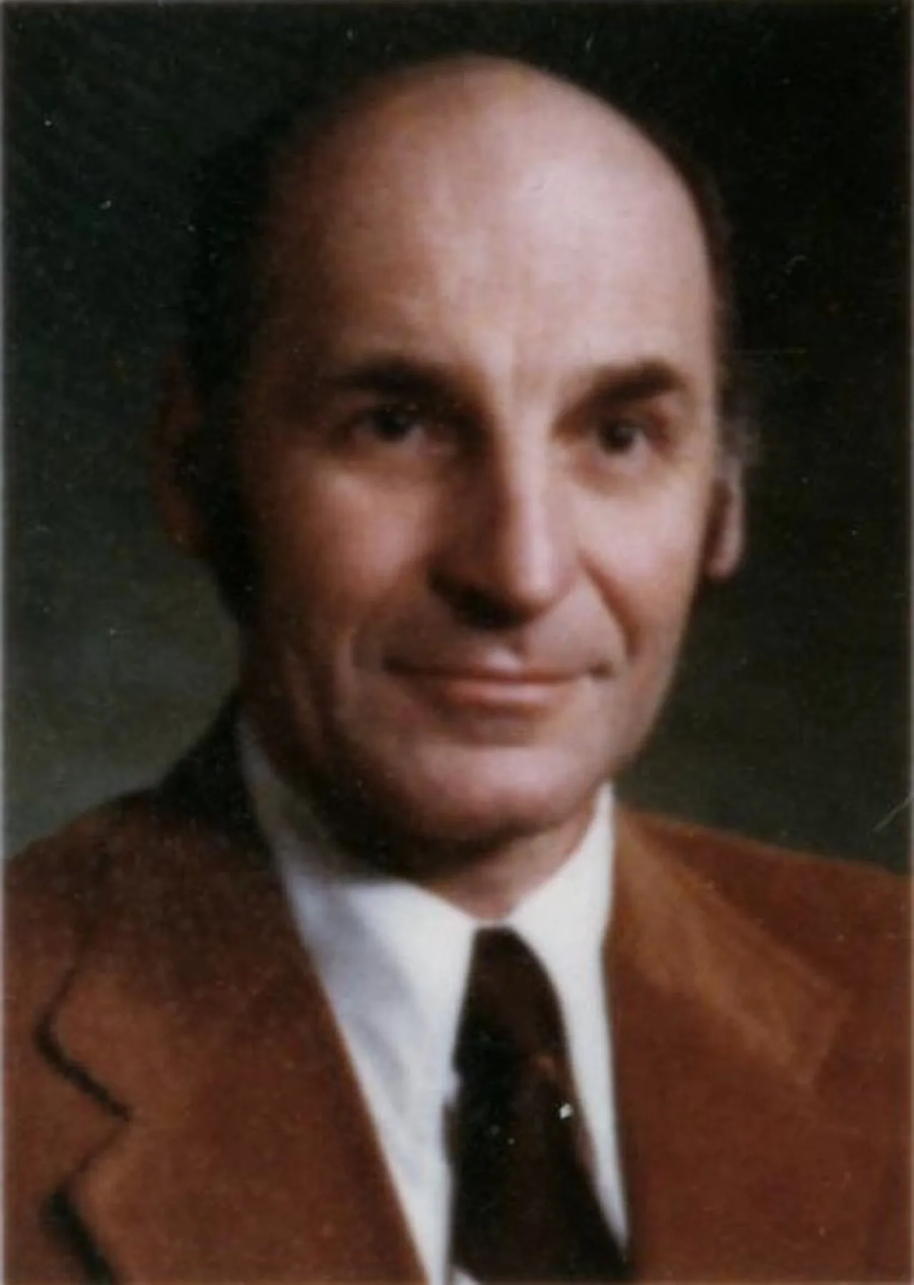 Porträt von Eugene V. Lux (1926–2019) – Gedenkseite