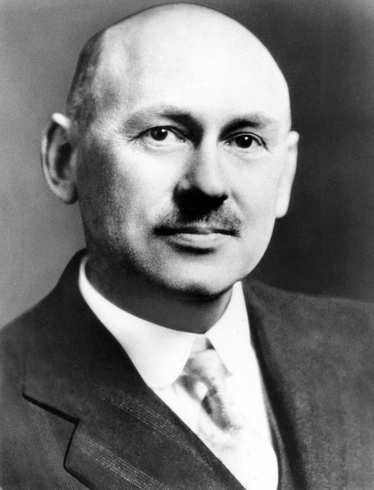 Porträt von Robert Goddard (1882–1945) – Gedenkseite