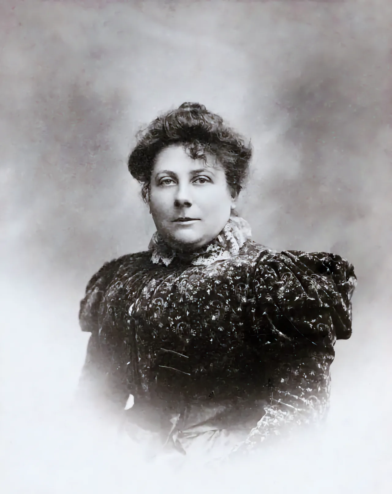 Porträt von Marie-Louise Néron (1866–1942) – Gedenkseite