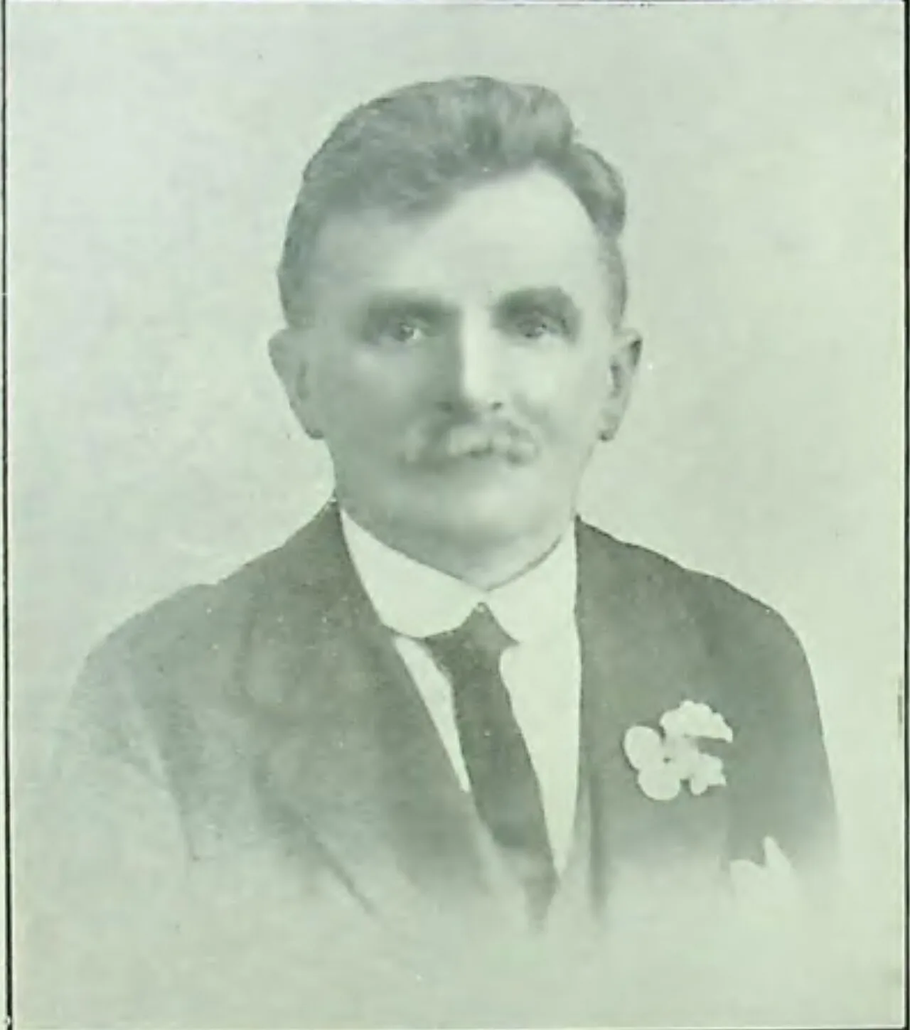 Portrait of William Thomas Edwards (1863–1940) – memorial page