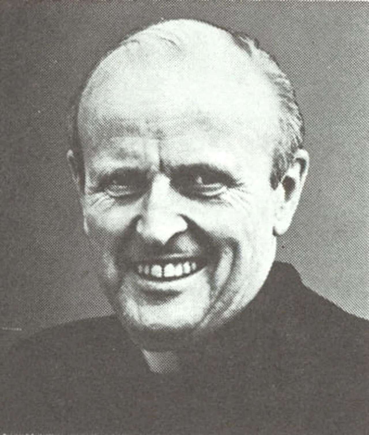 Porträt von Robert Drinan (1920–2007) – Gedenkseite