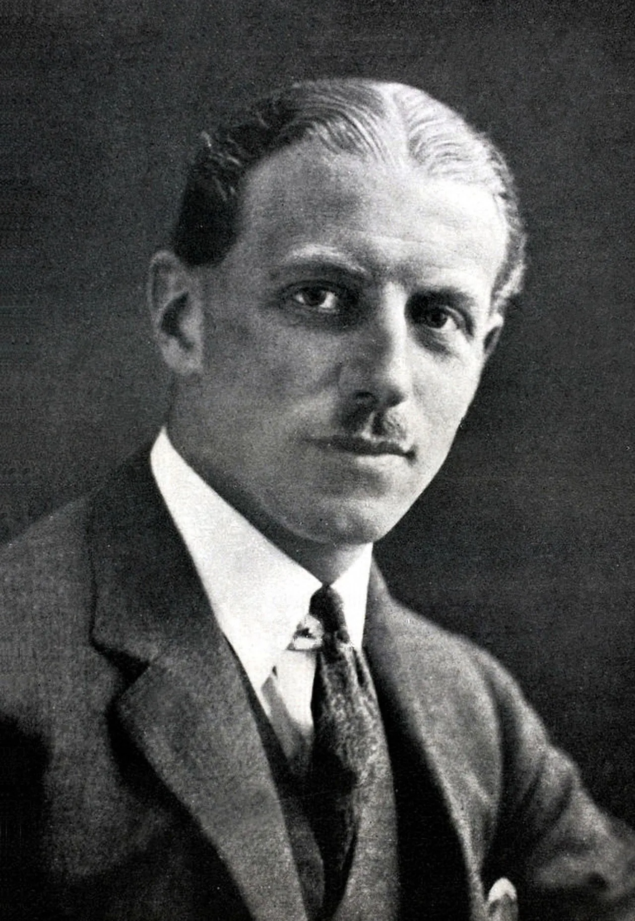 Portrait of Max Woosnam (1892–1965) – memorial page