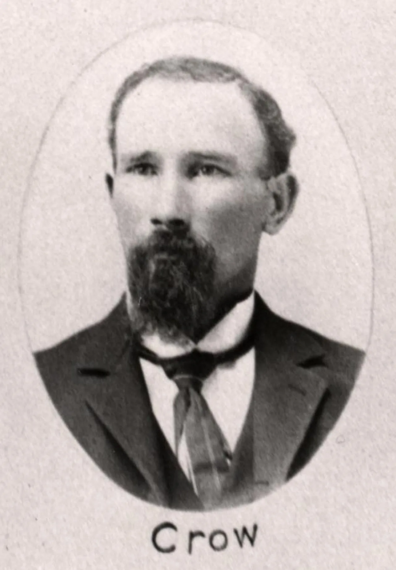 Porträt von L. C. Crow (1851–1938) – Gedenkseite