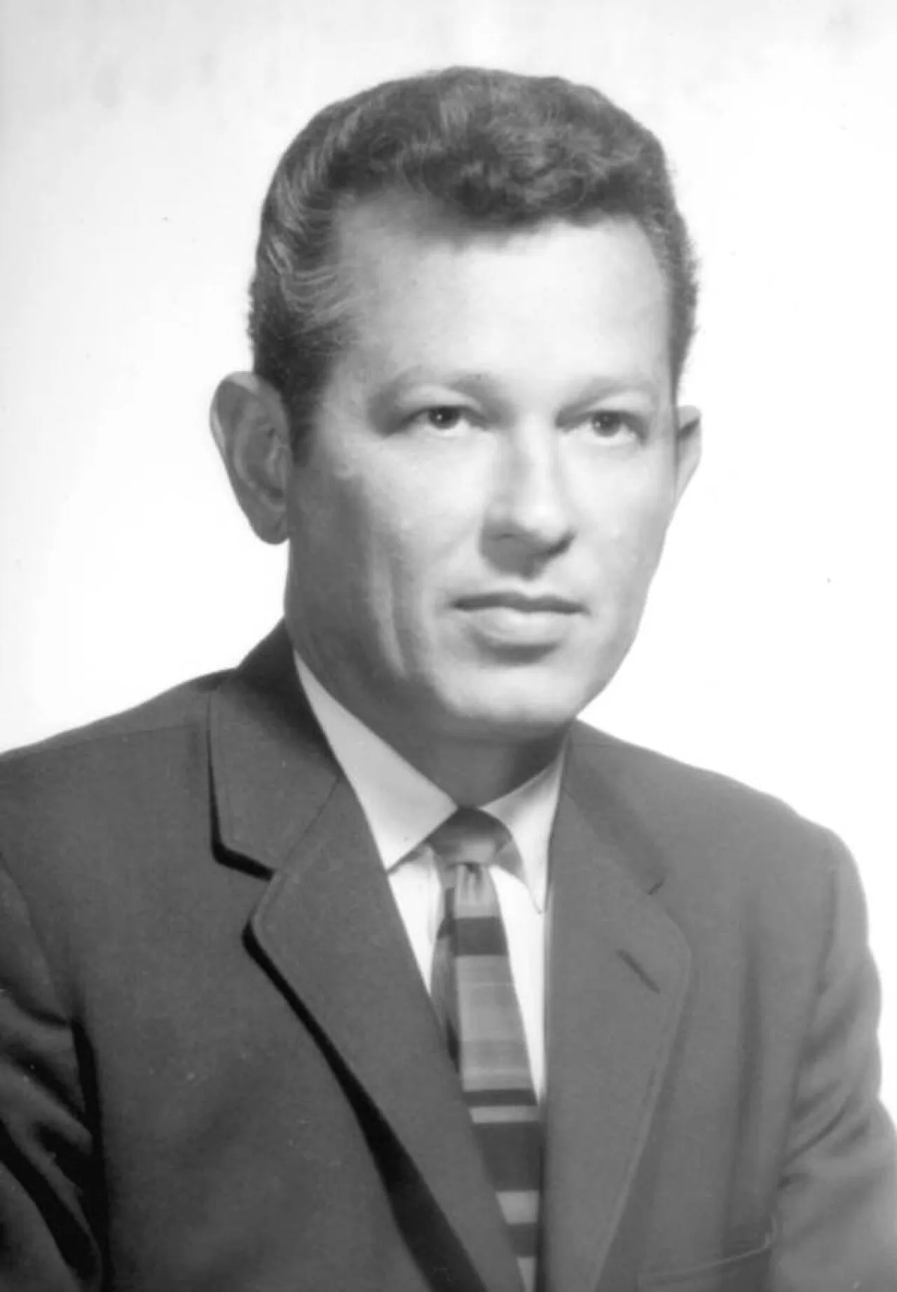 Portrait of Jerry G. Melvin (1929–2020) – memorial page