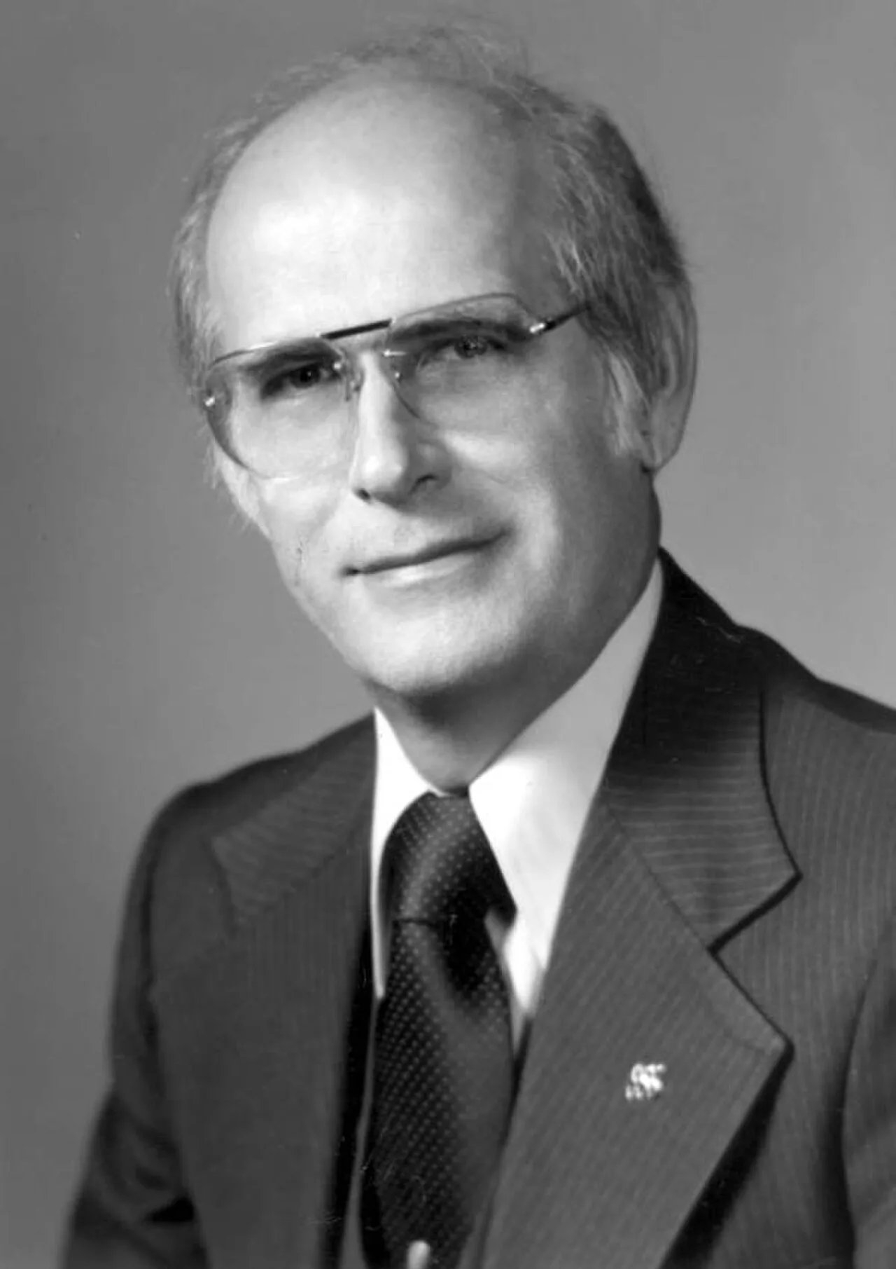 Portrait of Bob Melby (1928–2019) – memorial page