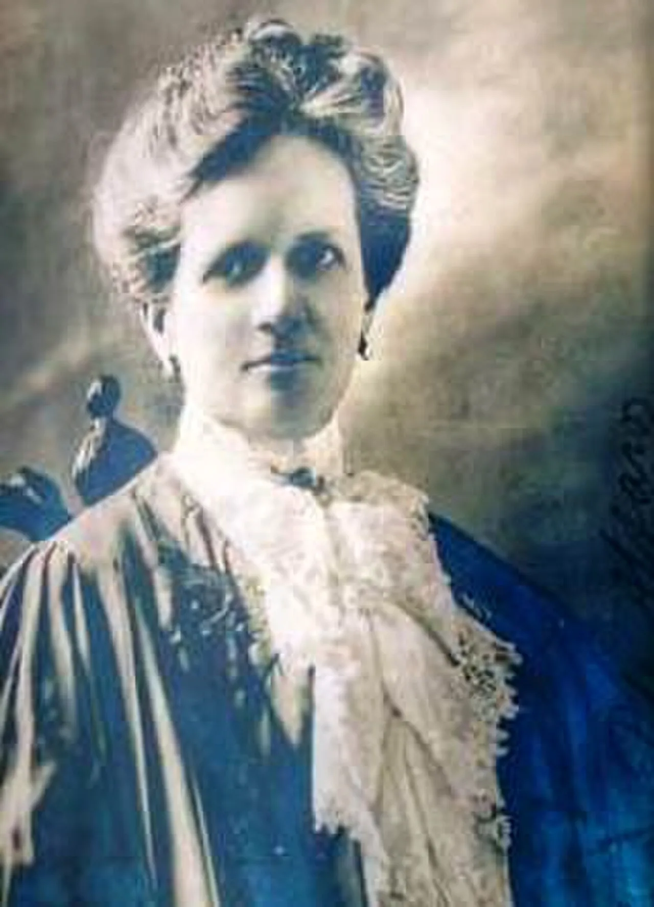 Ana Paredes Arosemena