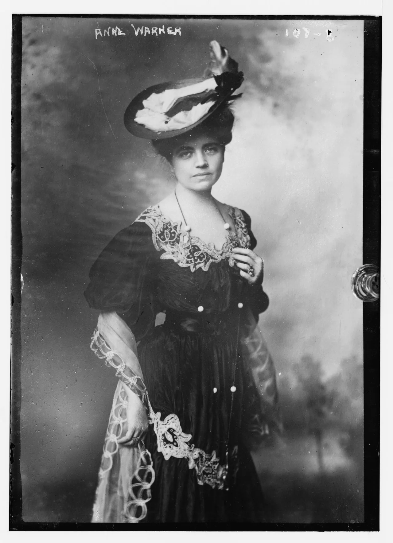 Anne Warner