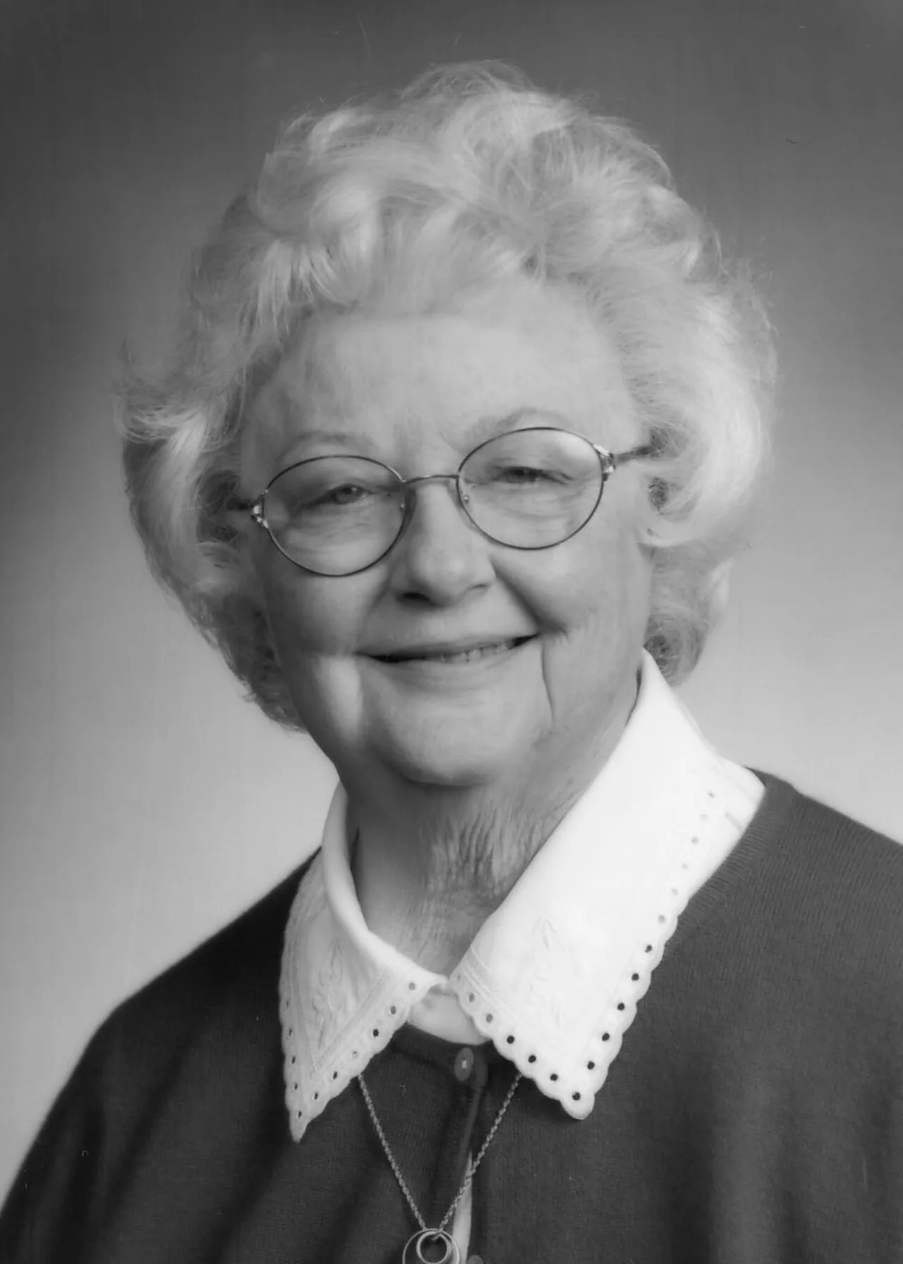 Portrait of Betty Boyd (1924–2011) – memorial page