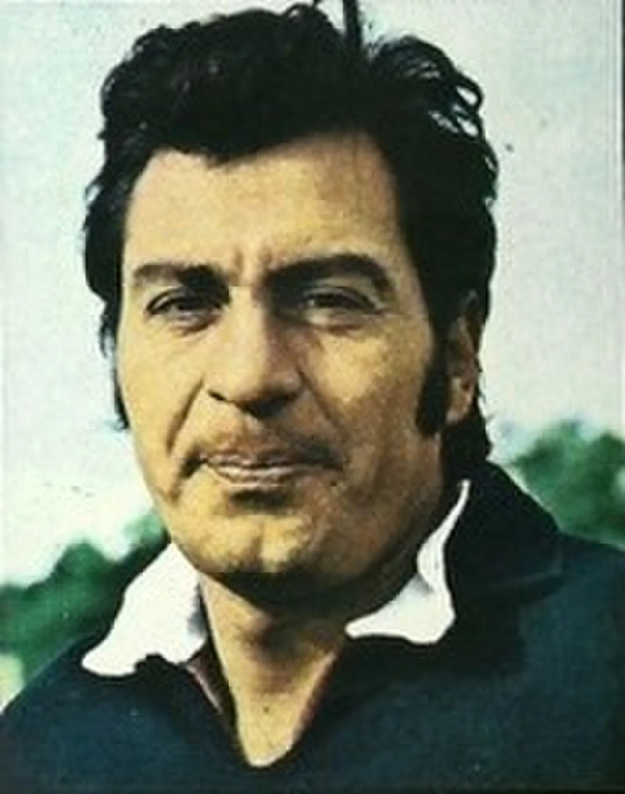 Portrait of Héctor Santos (1944–2019) – memorial page