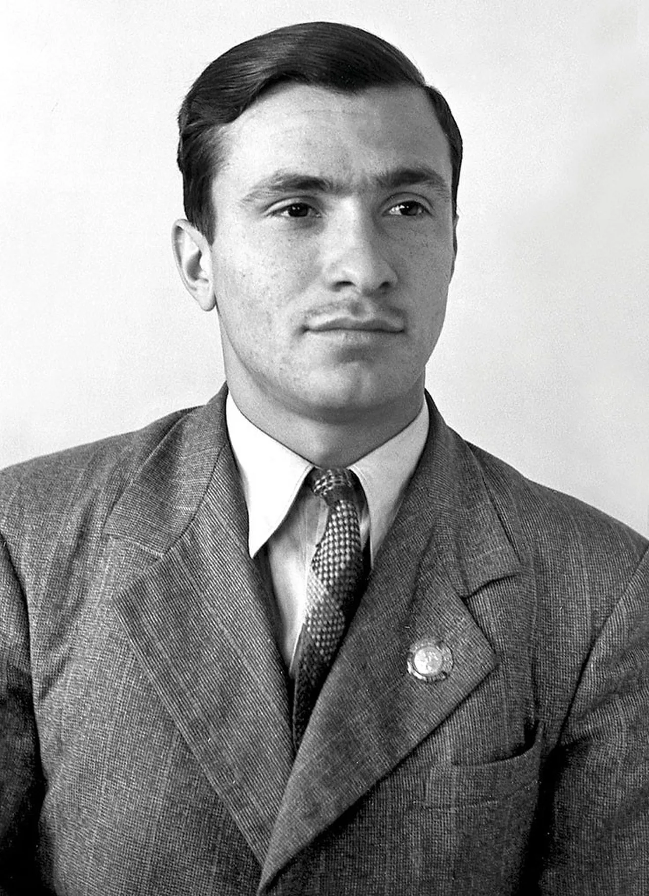 Porträt von Alakbar Mammadov (1930–2014) – Gedenkseite