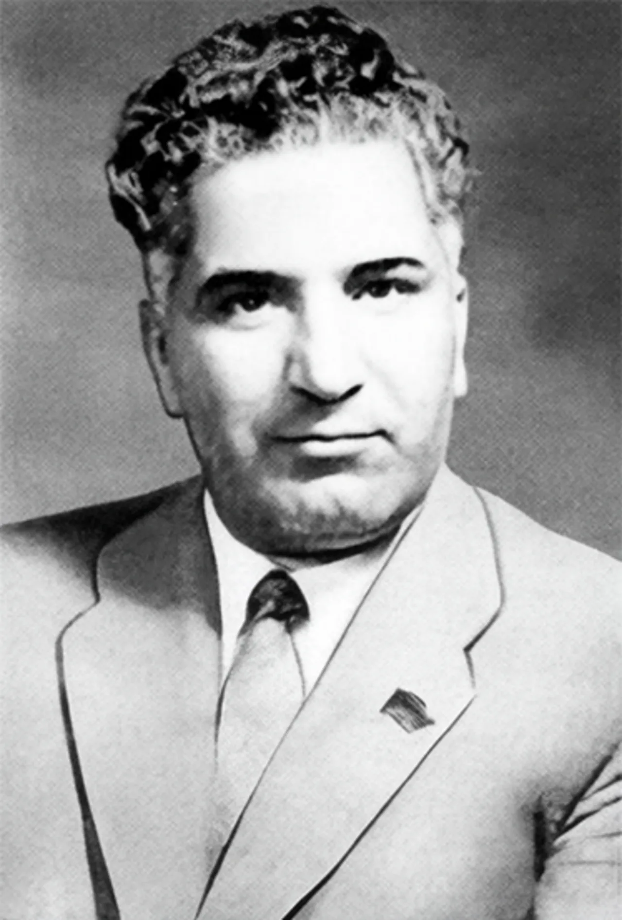 Vəli Axundov