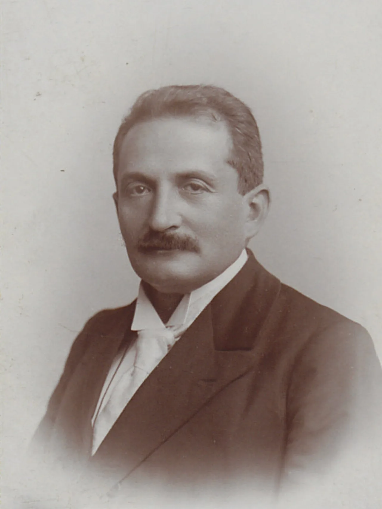 Porträt von Oskar Cassel (1849–1923) – Gedenkseite