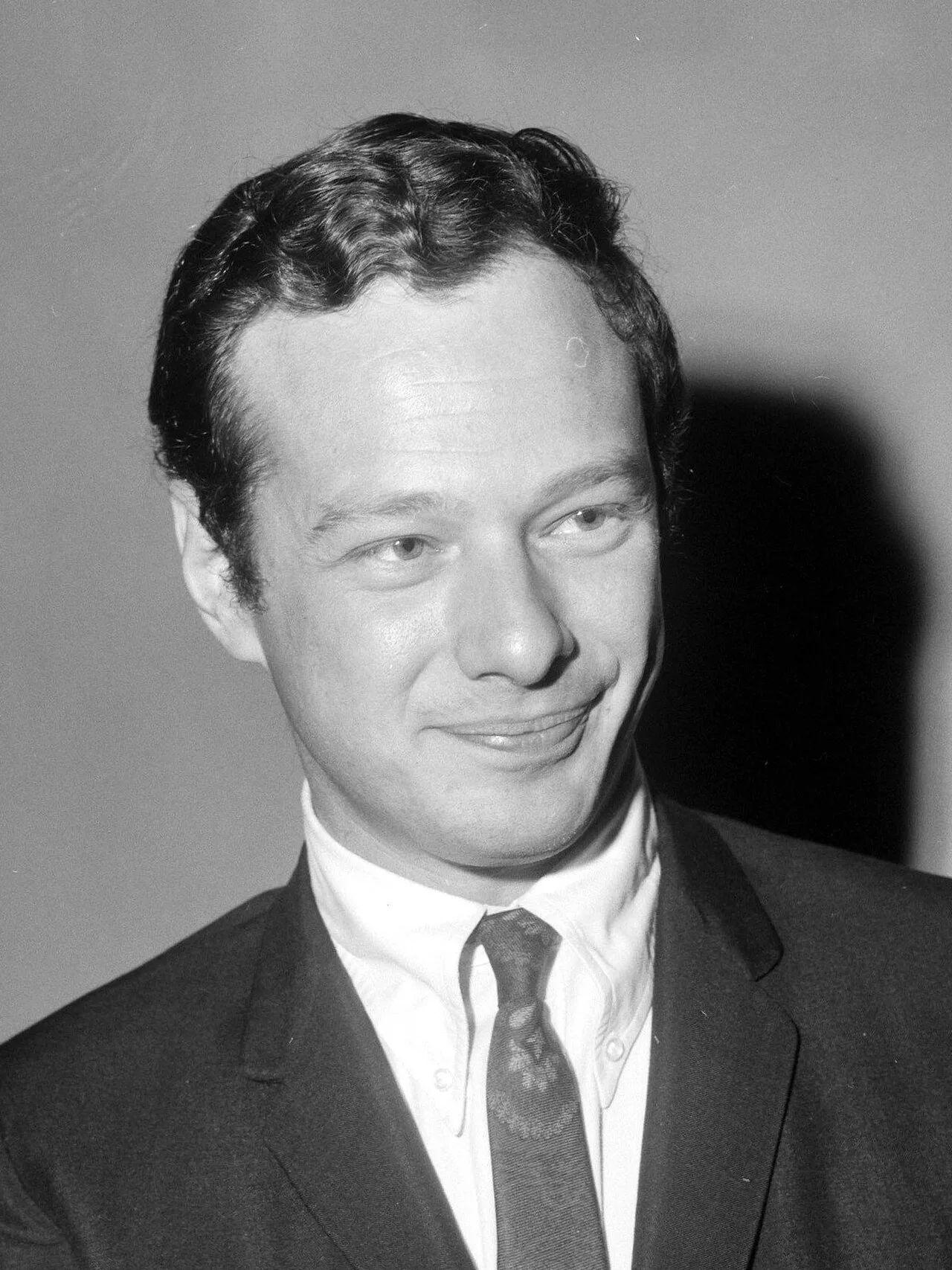 Porträt von Brian Epstein (1934–1967) – Gedenkseite