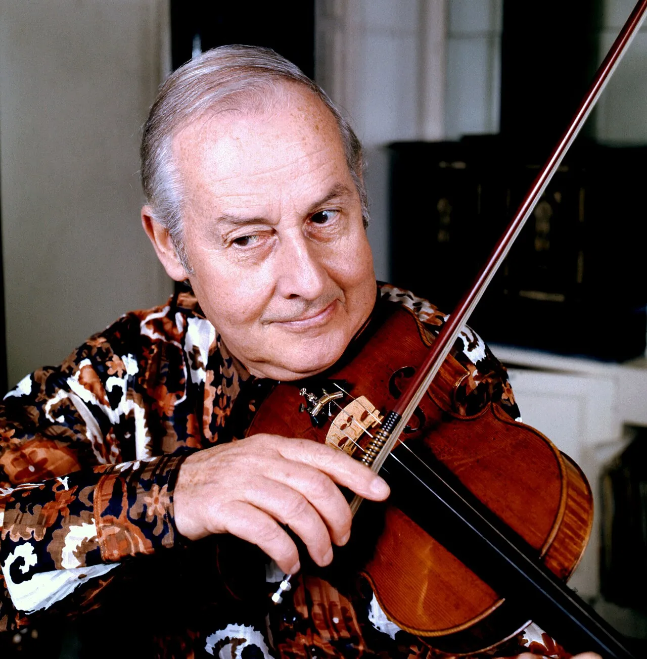 Portrait of Stéphane Grappelli (1908–1997) – memorial page