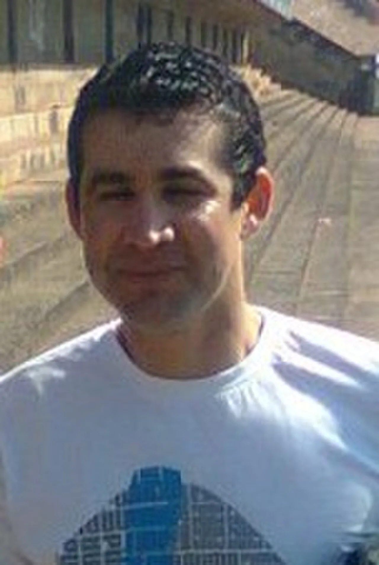 Portrait of Edgar Robles (1977–2016) – memorial page
