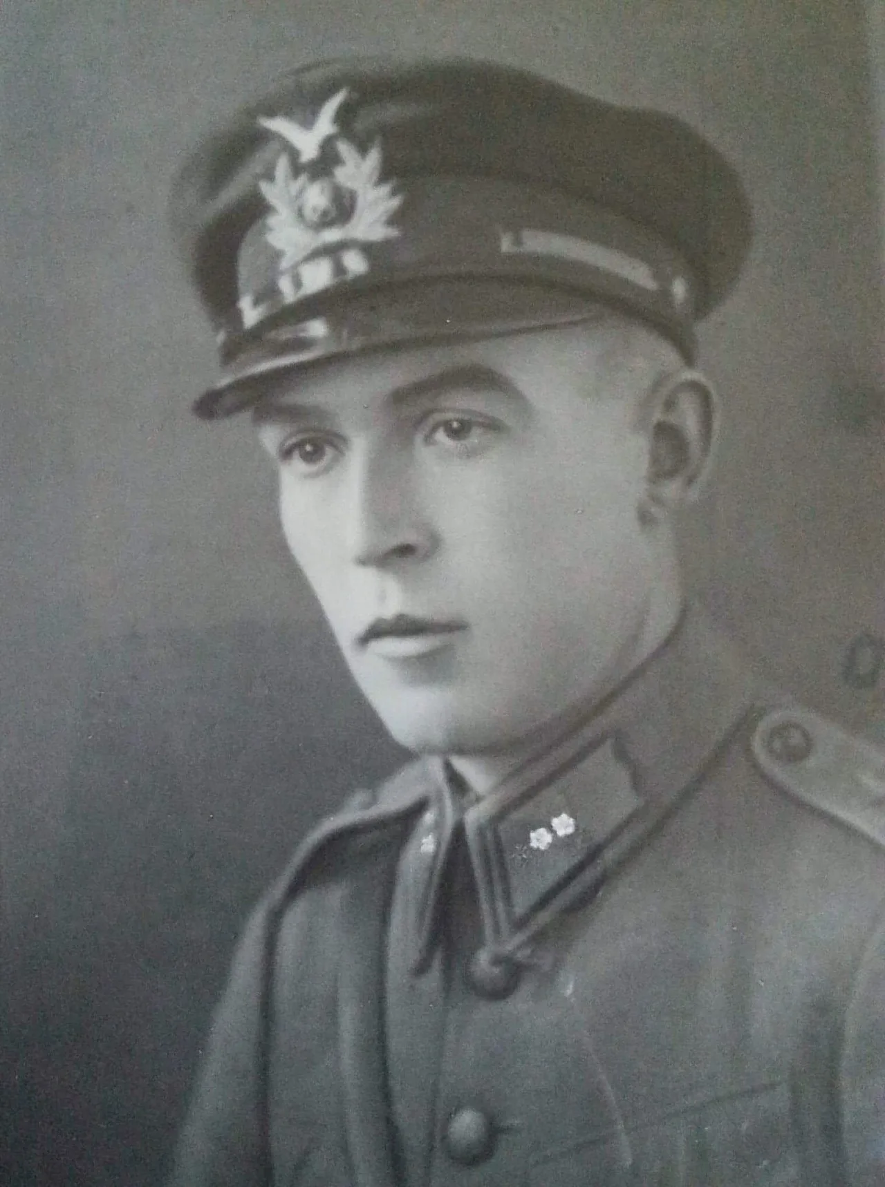 Porträt von Pentti Tevä (1907–1940) – Gedenkseite