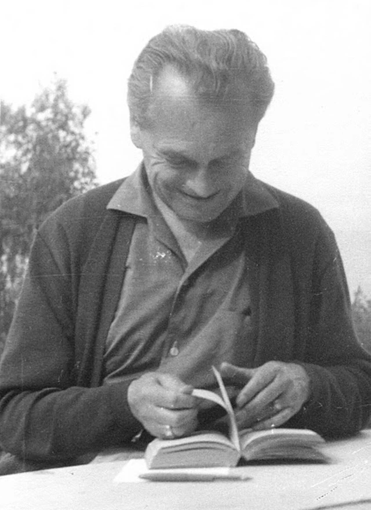 Porträt von J. J. Marine (1904–1976) – Gedenkseite