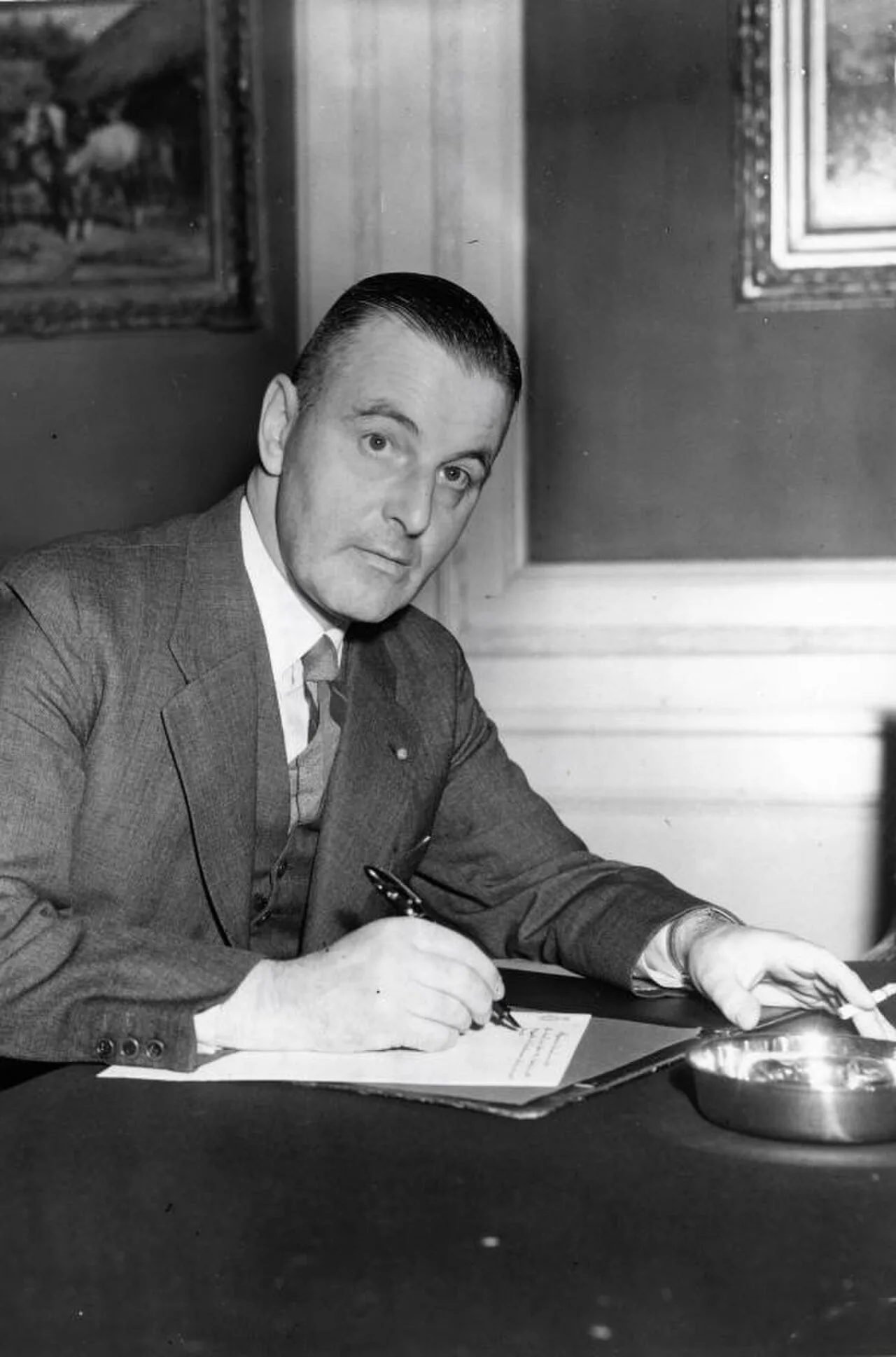 Portrait of Johannes Josephus Fens (1900–1968) – memorial page
