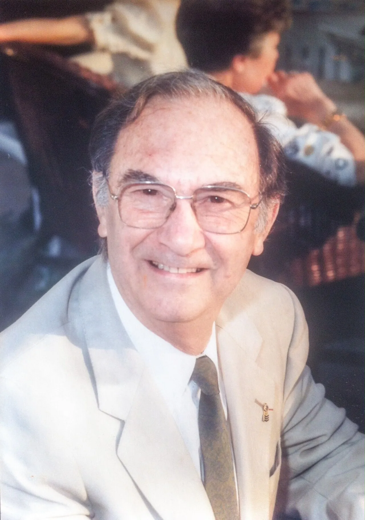 Porträt von Pierre Roux-Dorlut (1919–1995) – Gedenkseite