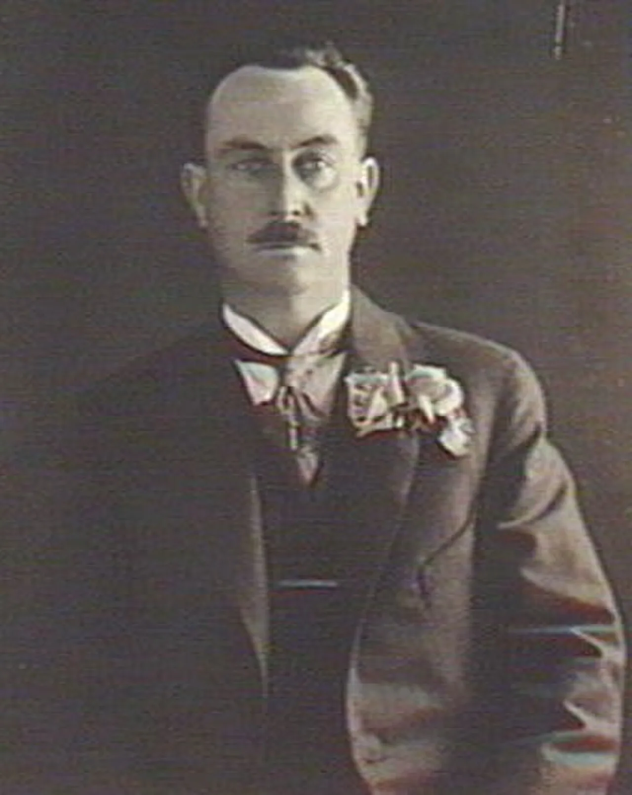 Portrait of Leslie Hunkin (1884–1984) – memorial page