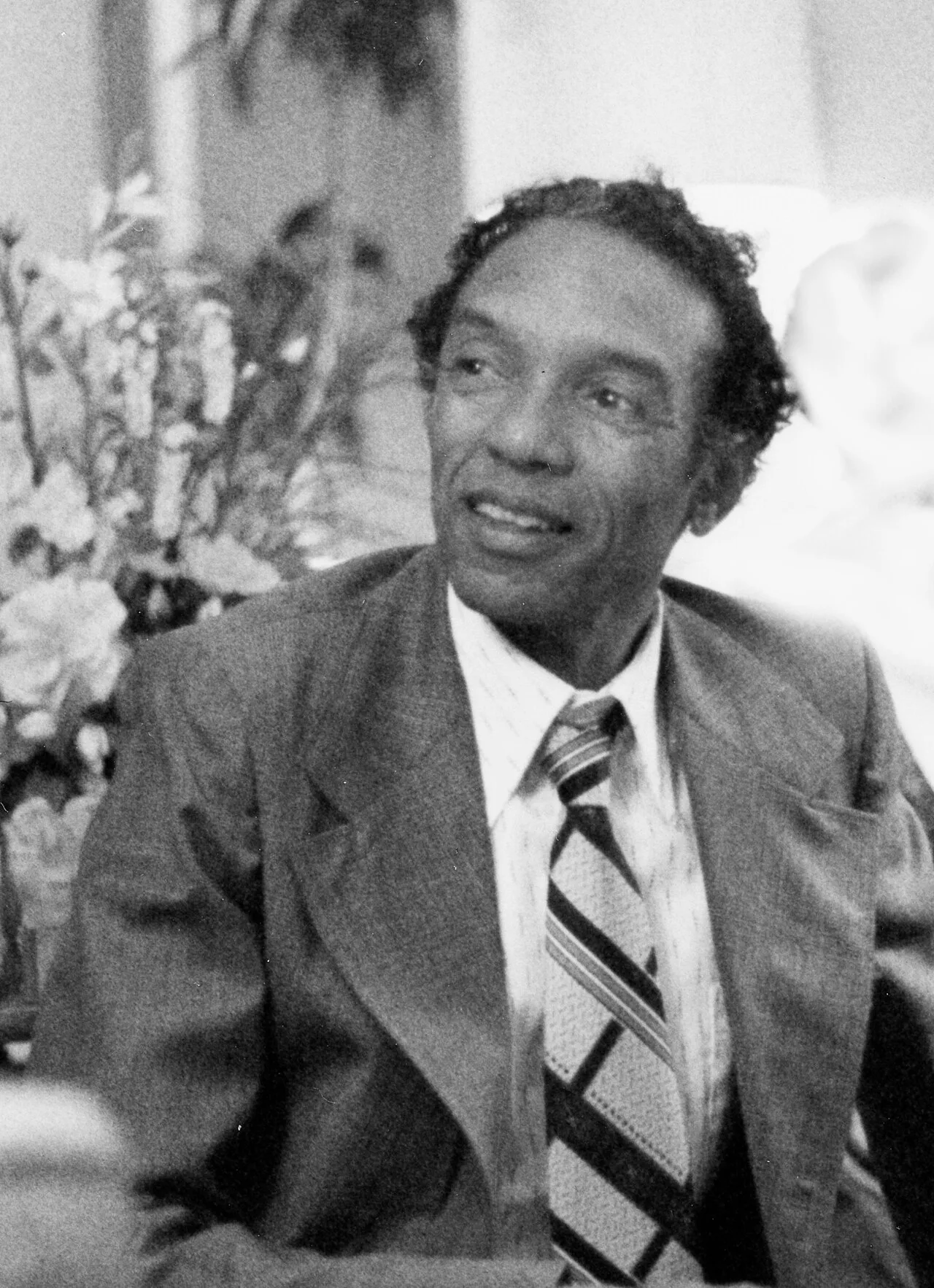 Porträt von Wilson A. Head (1914–1993) – Gedenkseite