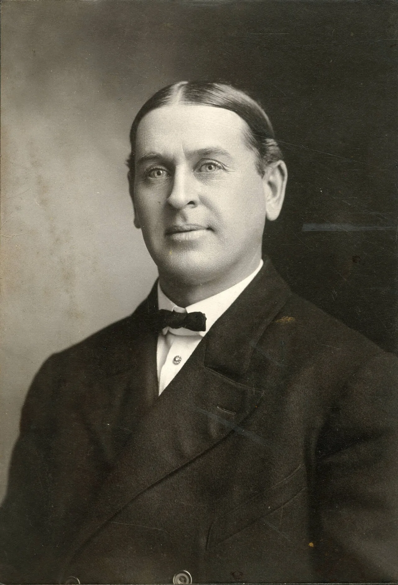 Porträt von Frank Weed (1869–1944) – Gedenkseite