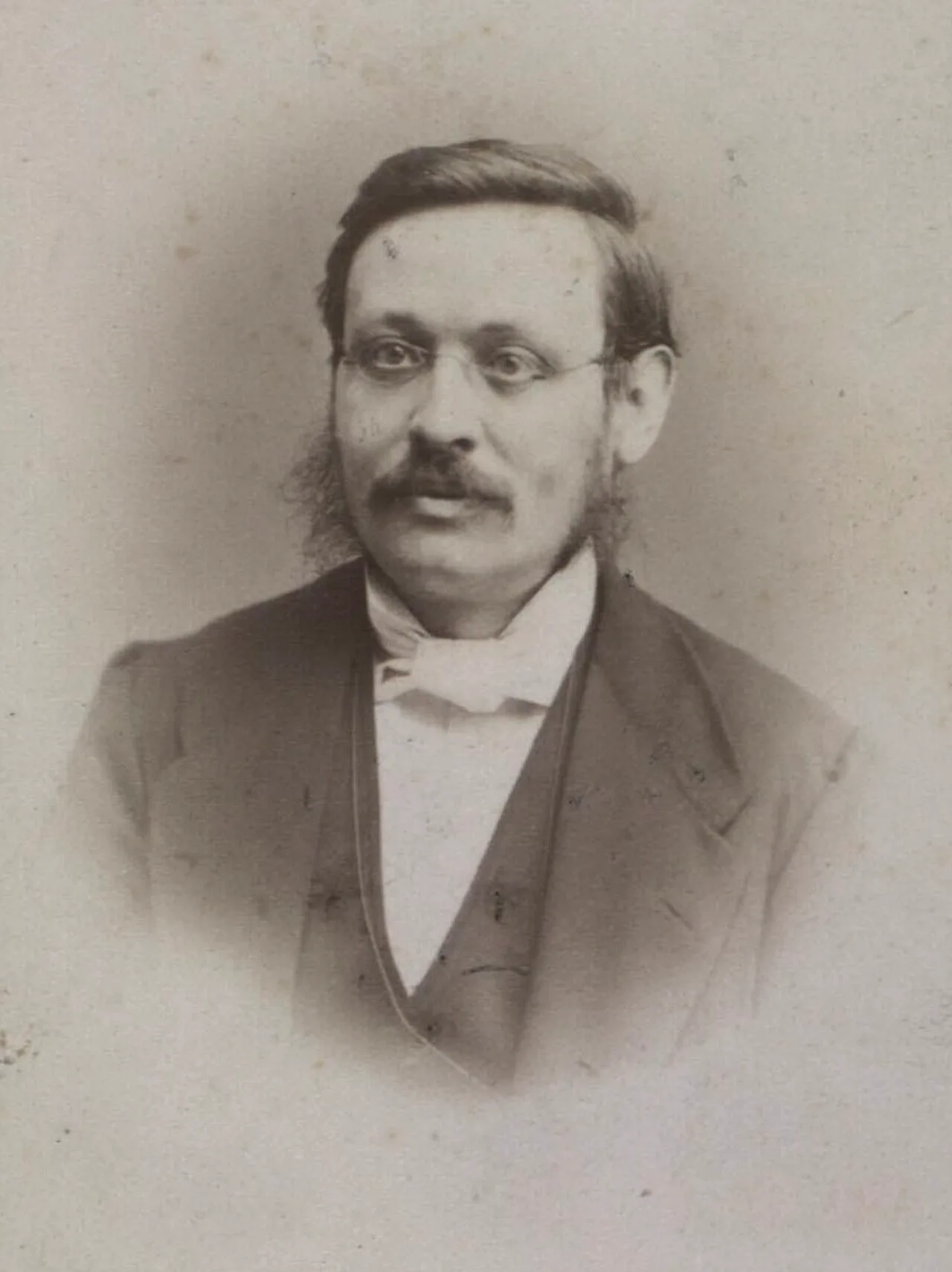 Porträt von Peter Vilhelm Grove (1832–1893) – Gedenkseite