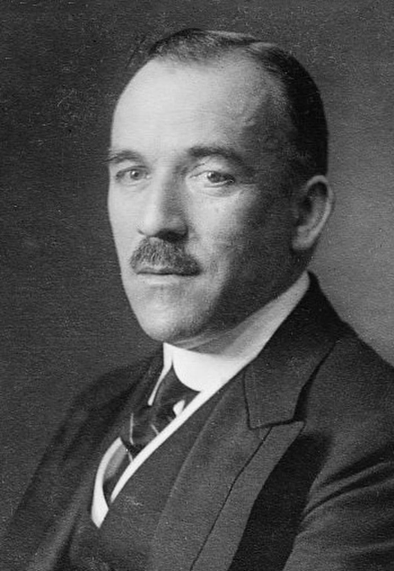 Portrait of Gottlieb von Jagow (1863–1935) – memorial page