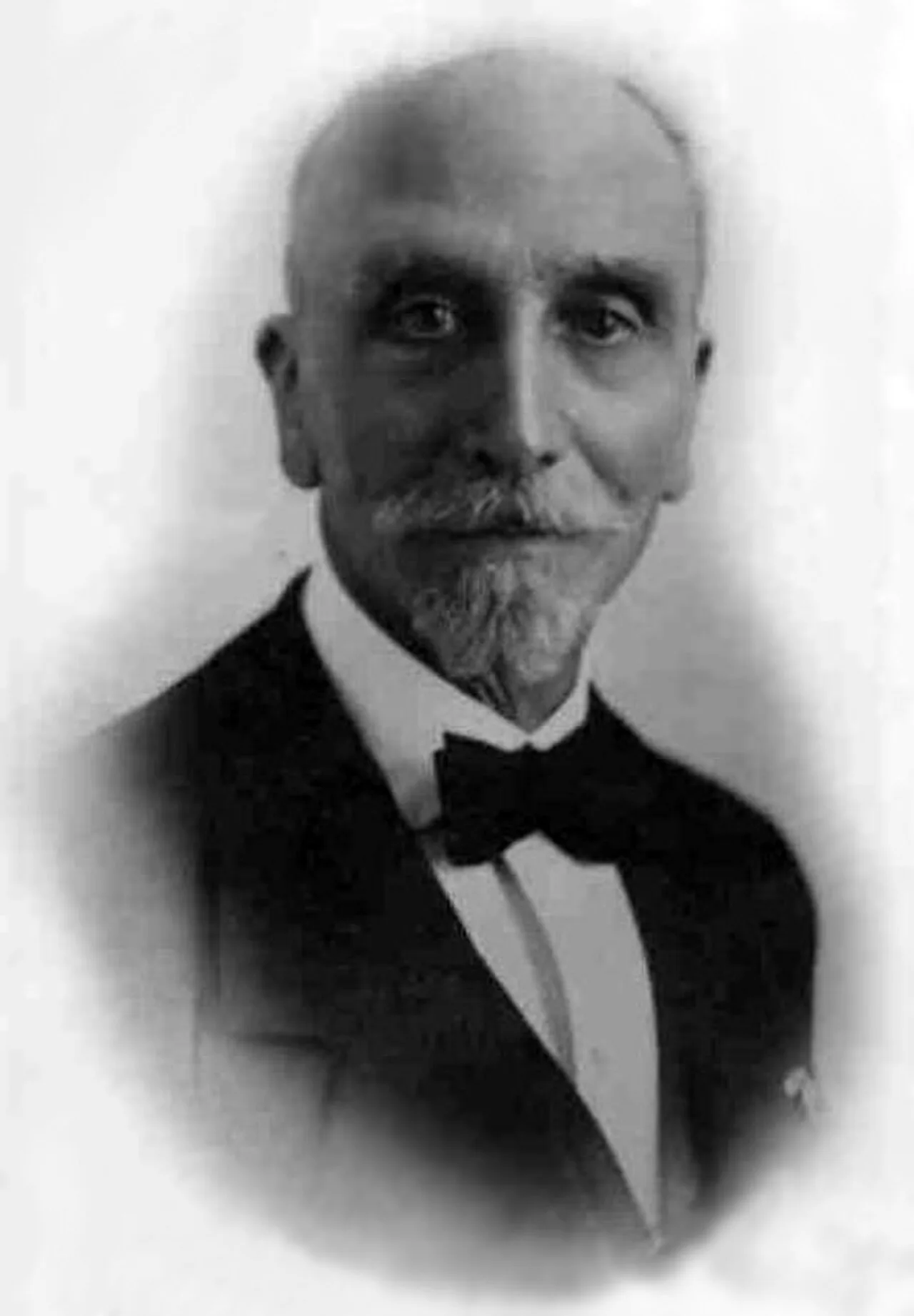 Portrait of Oreste Jacobini (1867–1956) – memorial page
