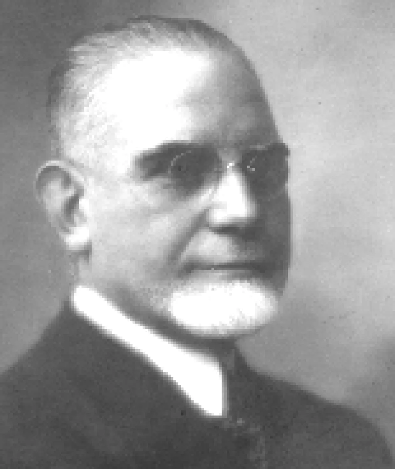 Portrait of Rodolfo Loffredo (1870–1956) – memorial page