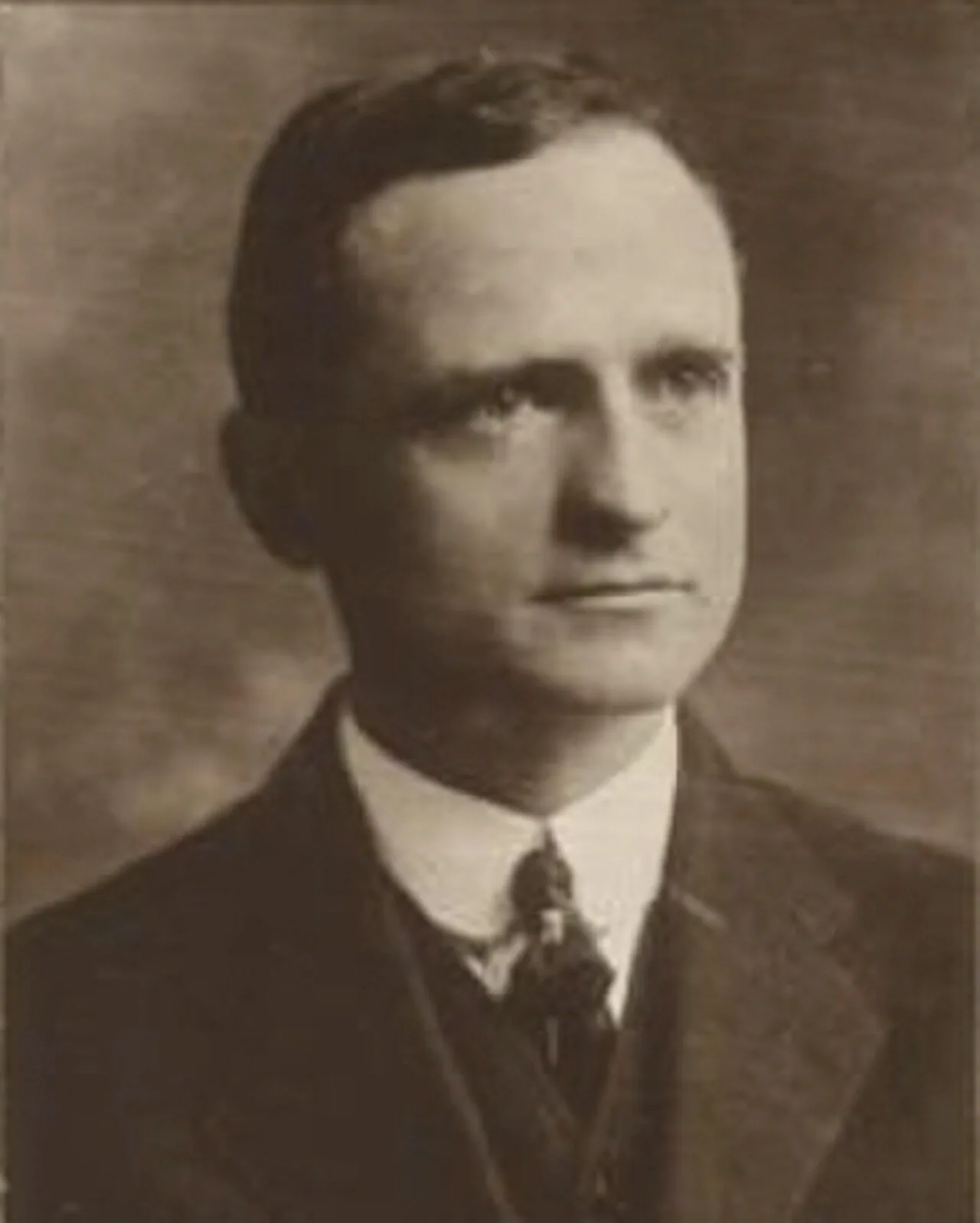 Portrait of R. Holman Willis (1880–1954) – memorial page