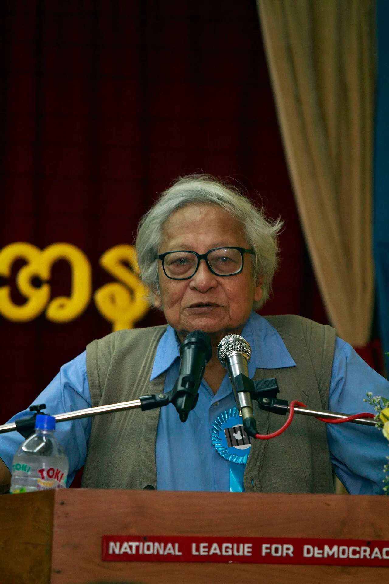 Portrait of Win Tin (1930–2014) – memorial page