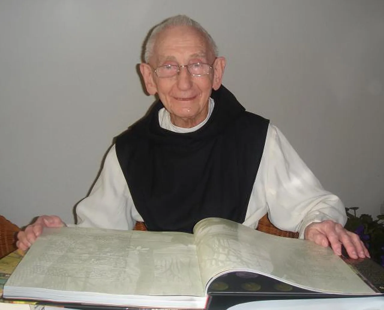 Portrait of Bernard de Give (1913–2020) – memorial page