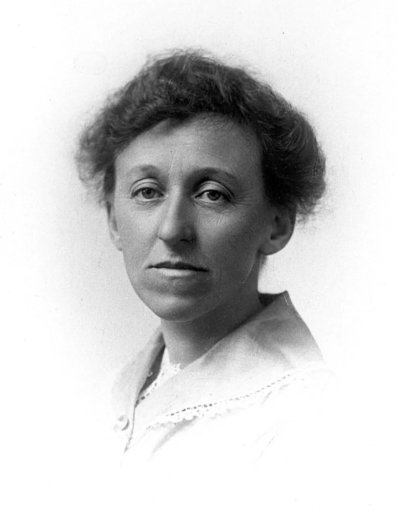 Violet McNaughton