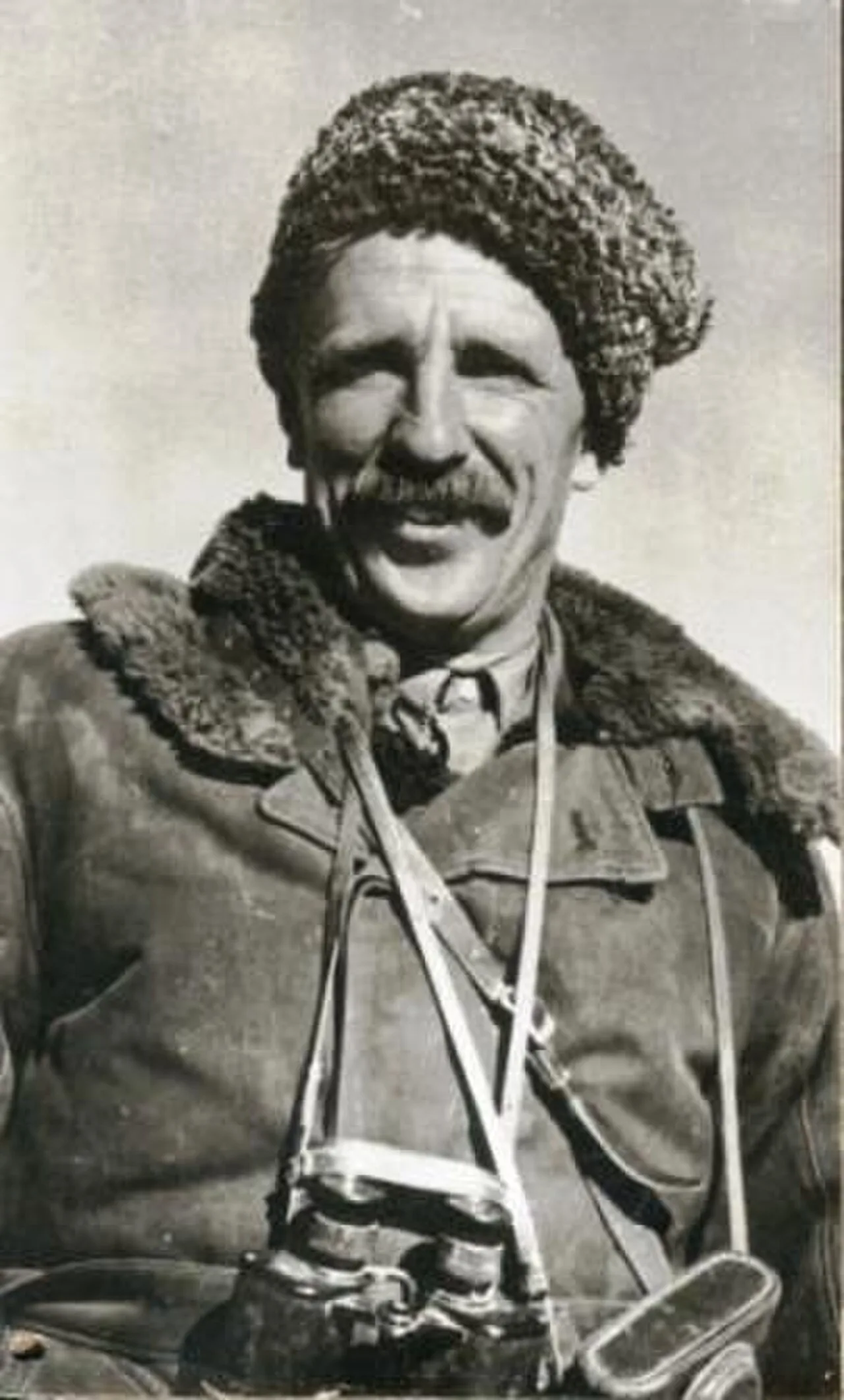 Porträt von Sergei Pawlowitsch Tolstow (1907–1976) – Gedenkseite