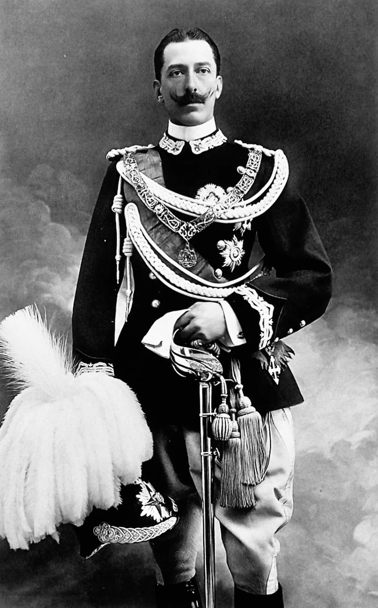 Portrait of Prince Vittorio Emanuele, Count of Turin (1870–1946) – memorial page